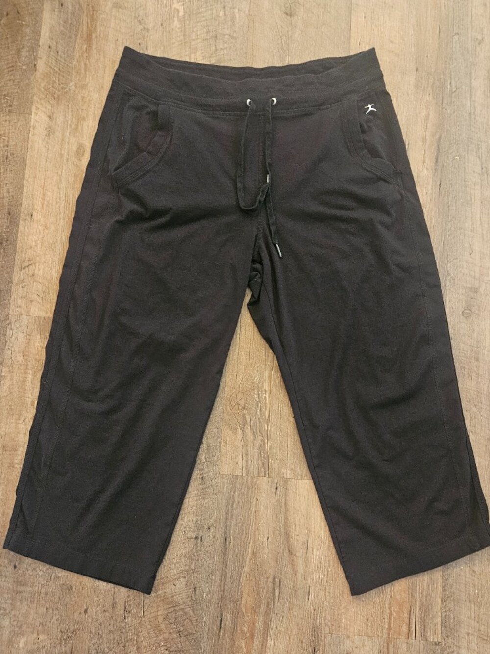 Danskin Women's XL Black Wide Leg Yoga Pants Drawstring Pockets Capris